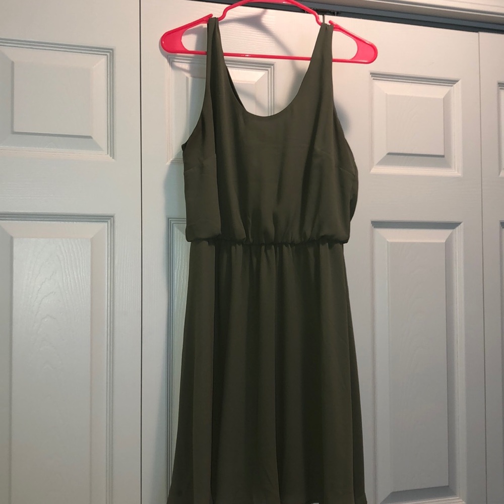 Green flowy dress